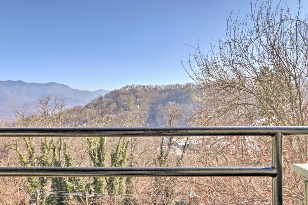 Unique Smokies Ski Shack With Mountain-Top View Gatlinburg Dış mekan fotoğraf